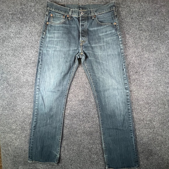 Levi's 501 Original Fit Jeans Mens 34x29.5 Blue Denim Straight Leg‎ Button Fly - Picture 2 of 16